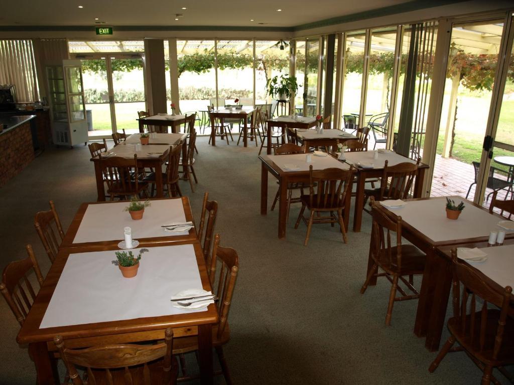 Civic Motor Inn Cowra Luaran gambar
