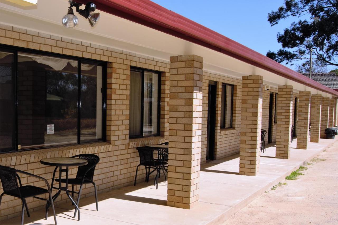 Civic Motor Inn Cowra Luaran gambar