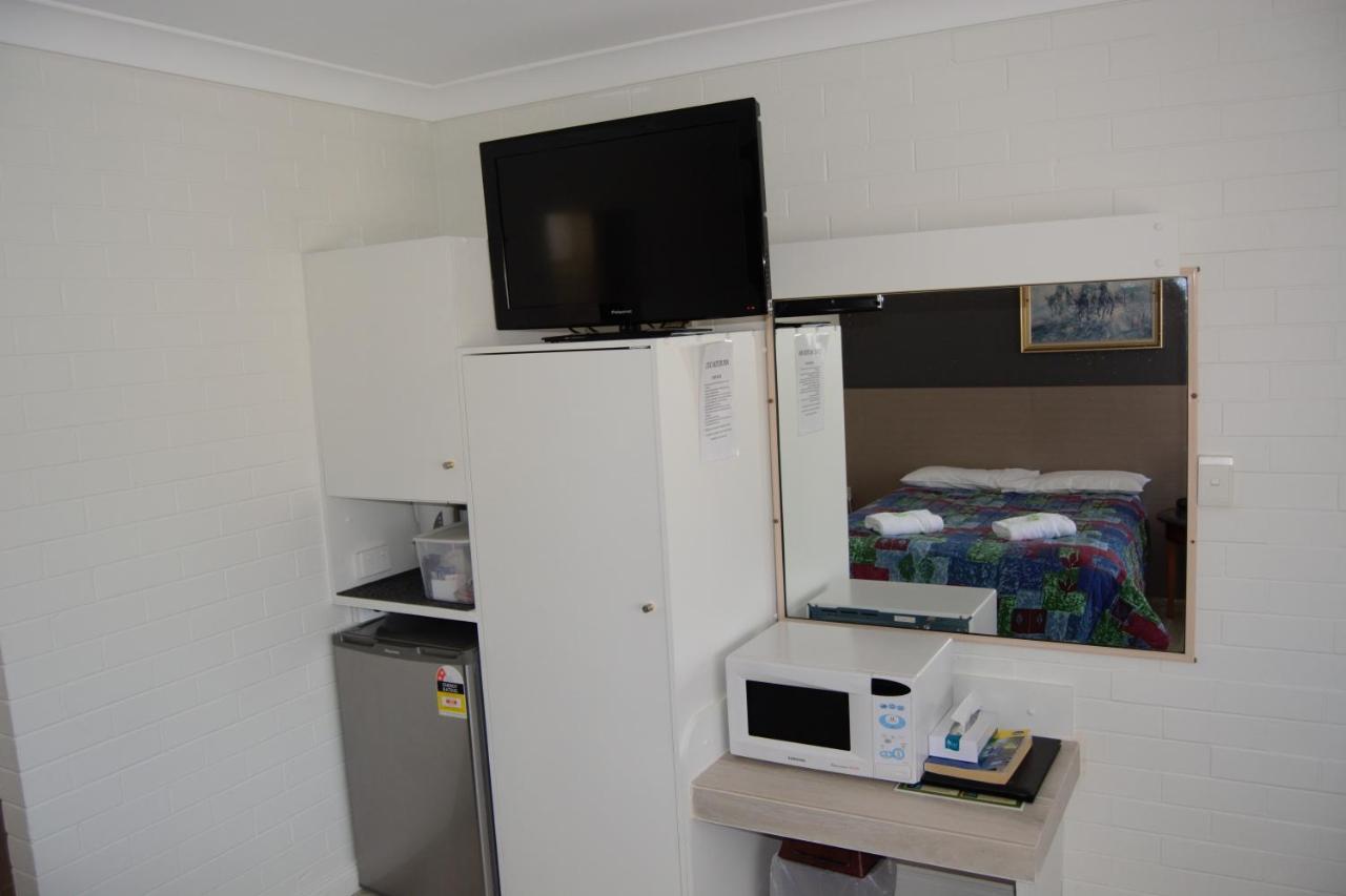 Civic Motor Inn Cowra Luaran gambar