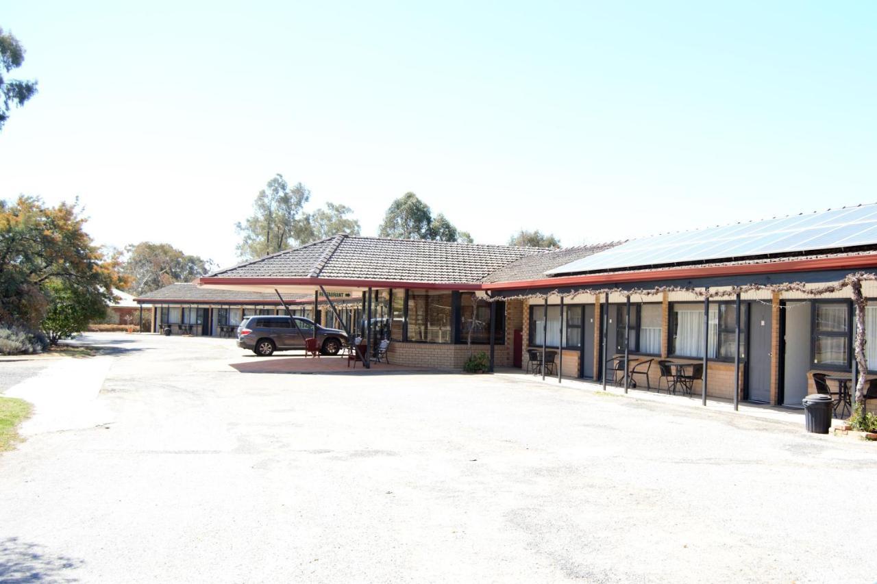 Civic Motor Inn Cowra Luaran gambar