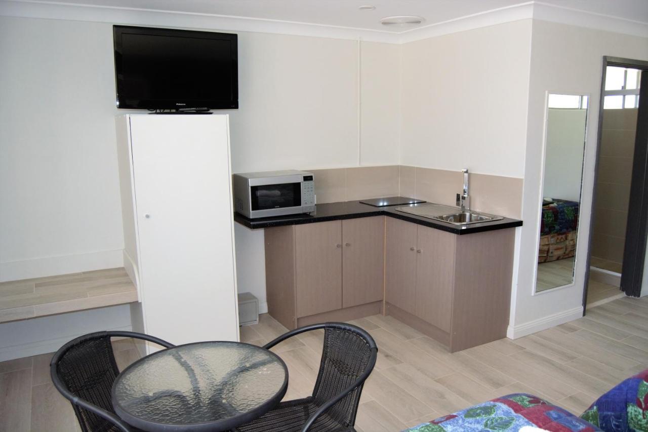 Civic Motor Inn Cowra Luaran gambar
